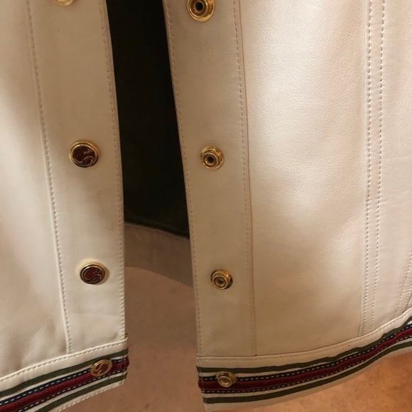 St. John sport by Marie Gray leather jacket - Picture 7 of 8